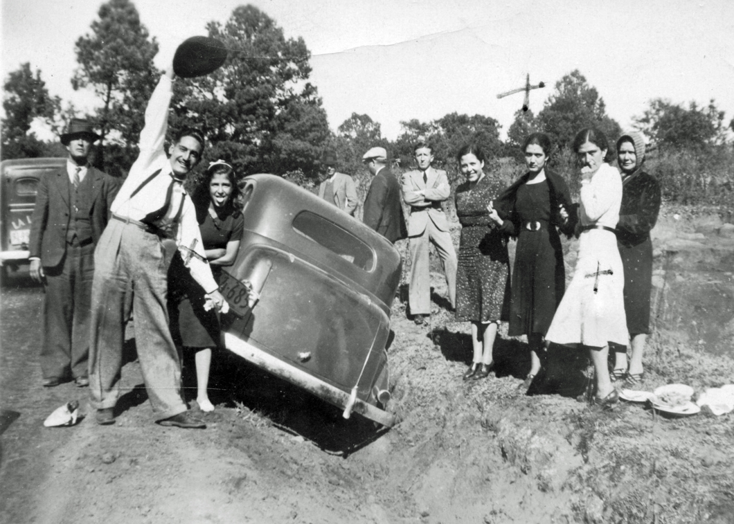 1940s Mexican family with car in ditch