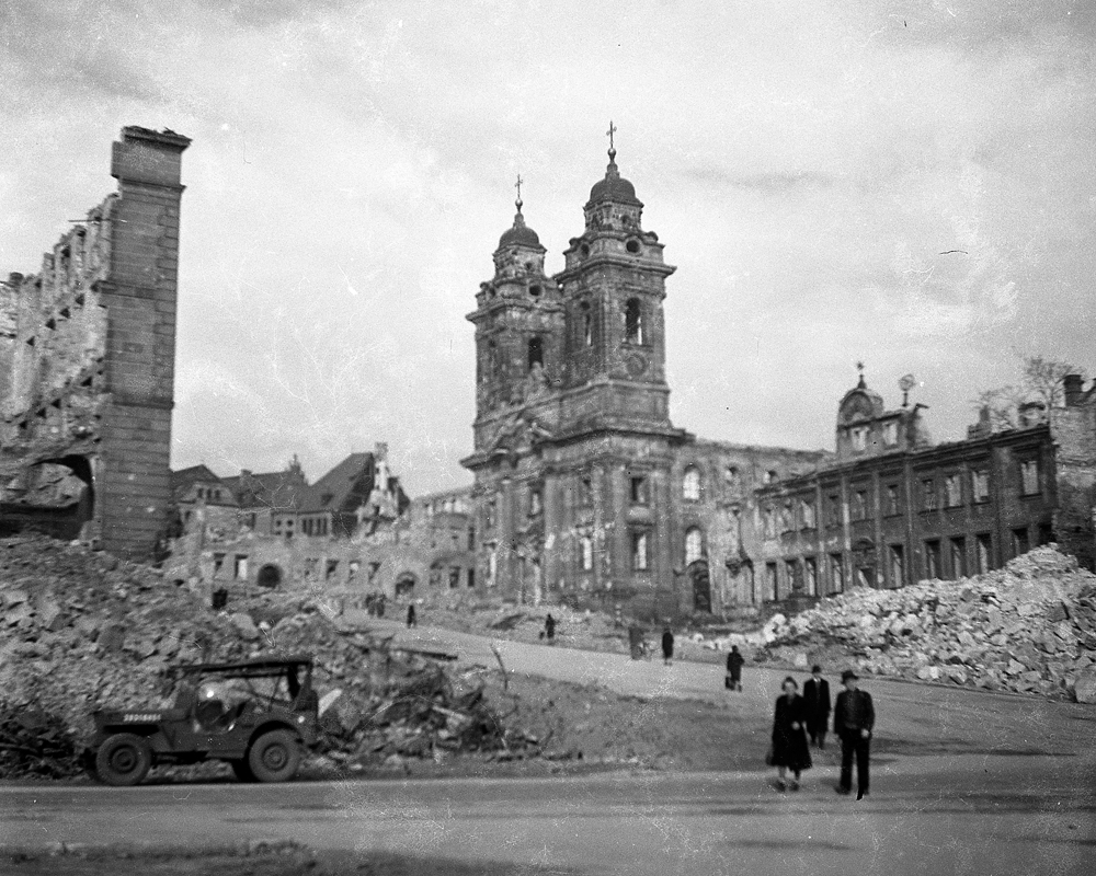 Nnuremberg 1945